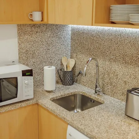 Aliados Suites By Homing Guest house *