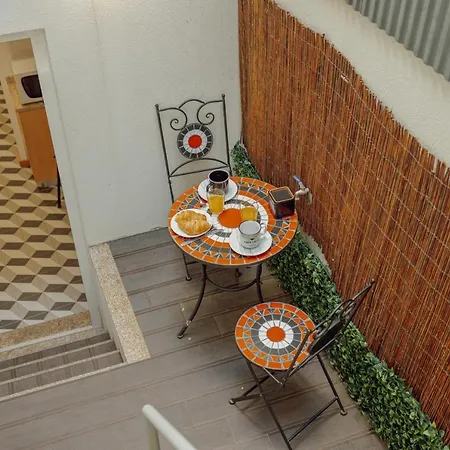 Guest house Aliados Suites By Homing